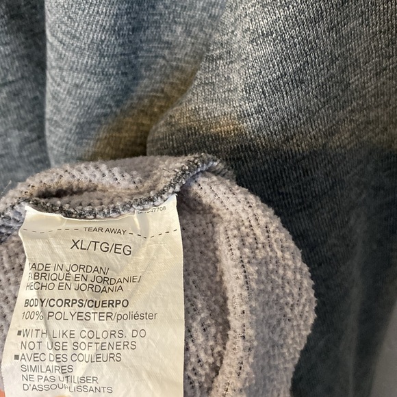 Under Armour Men’s Heathered Gray 1/4 Zip Fleece Pullover - XL - Picture 7 of 9